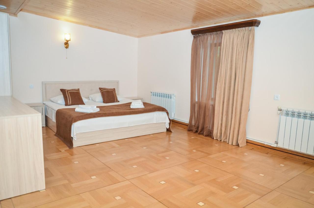 Rubin Hotel Ґоріс Екстер'єр фото